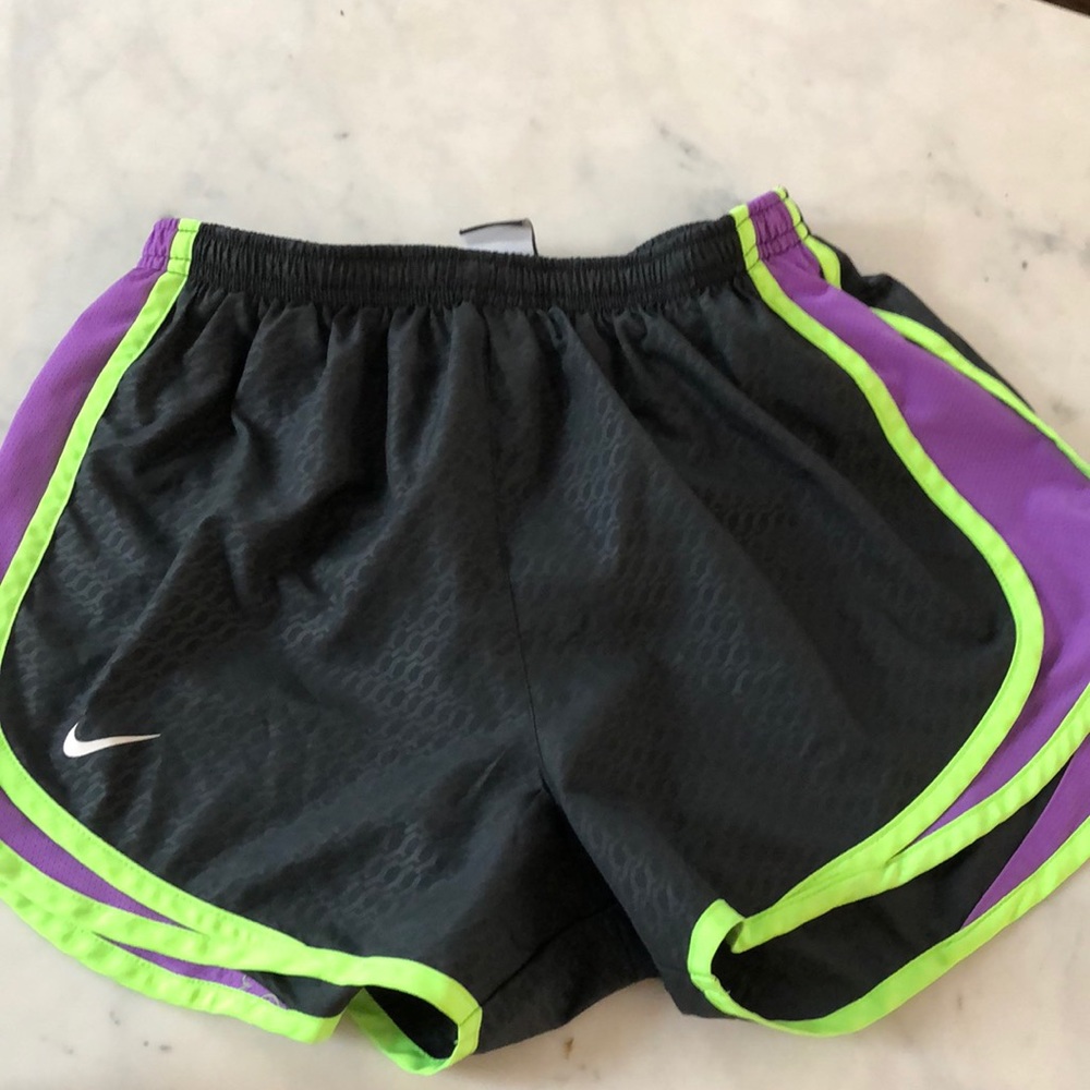 Nike drawstring athletic shorts